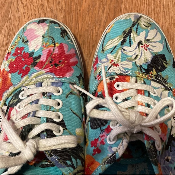 Floral Print Vans🌺 - Picture 8 of 8